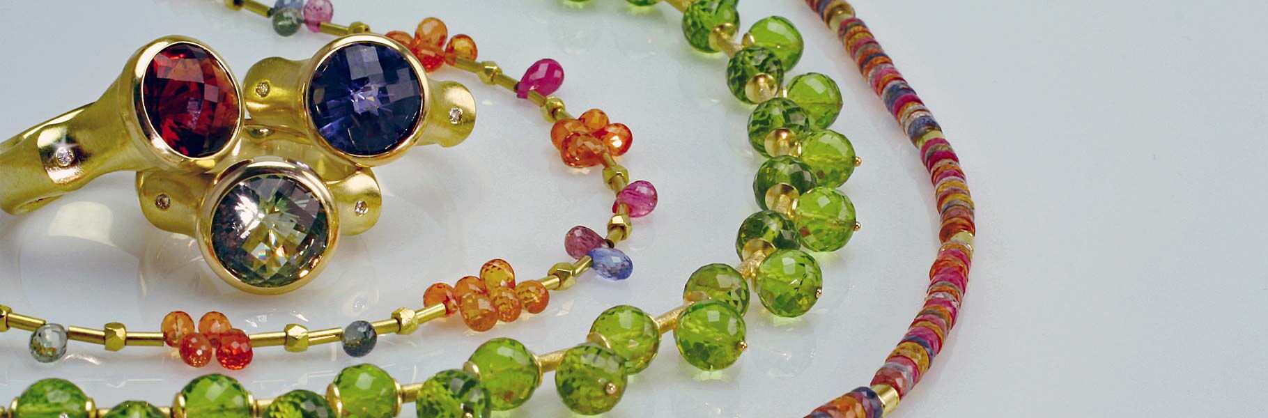 Bild von der Webseite von HERZKÖNIG Schmuck&Objekte