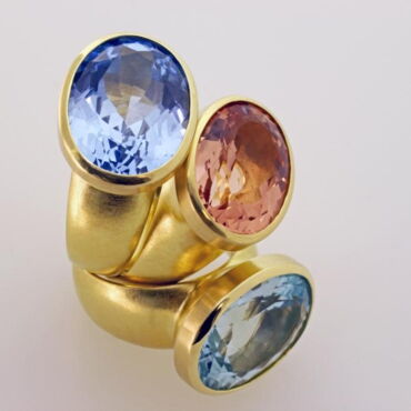 Dreie Ringe, Gelbgold 750, Aquamarin, Morganit